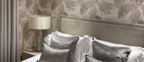 Apartment, Mehrere Betten | 2 Schlafzimmer, Bügeleisen/Bügelbrett, kostenloses WLAN
