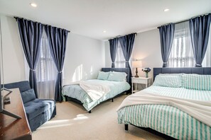 6 عدّة غرف نوم ومكواة/لوح كي وواي فاي مجانًا وملاءات أسرّة