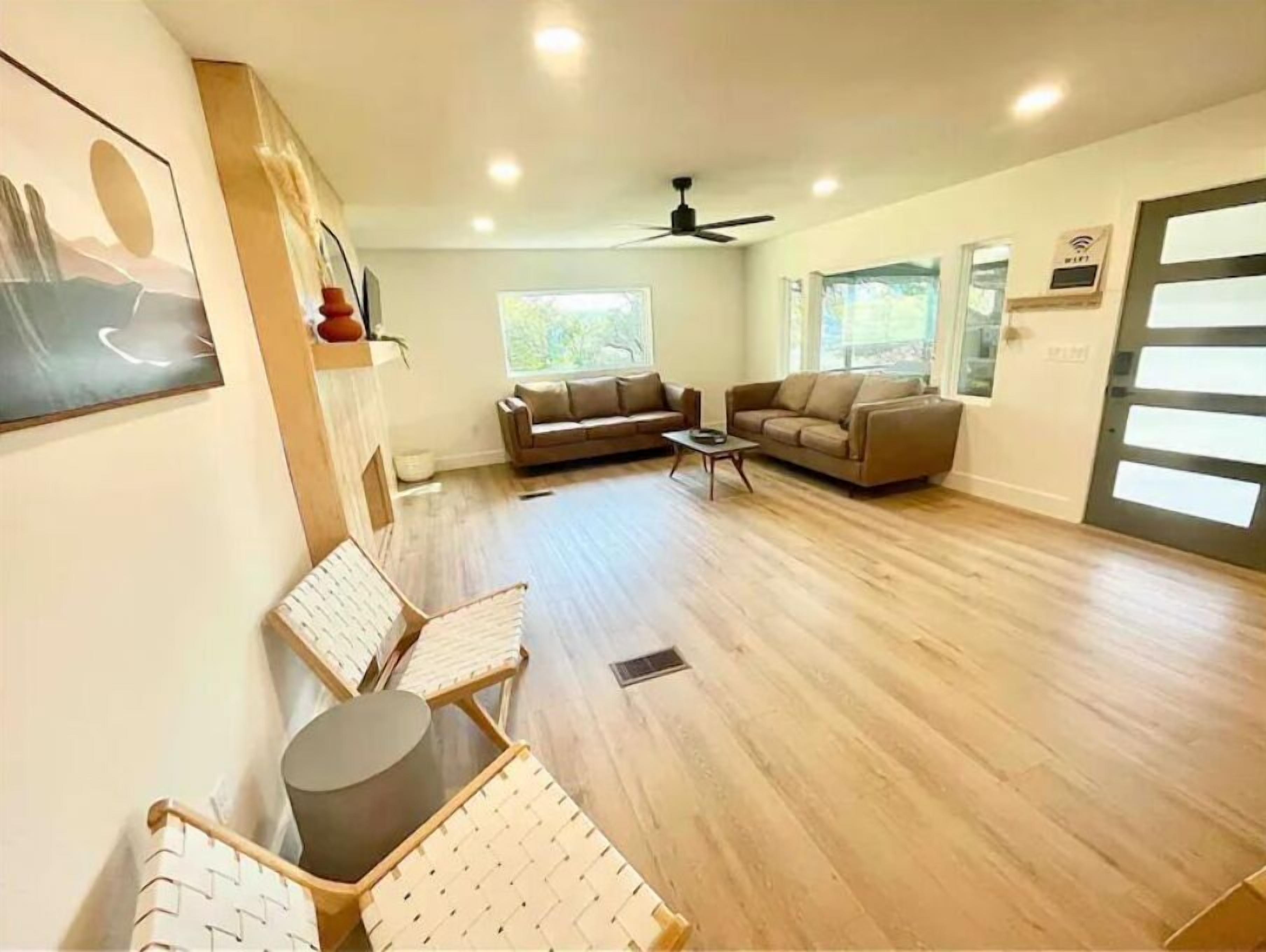 New Mid-Century Waterfront Escape on Lake Travis w/Pickleball court and 4 acres!