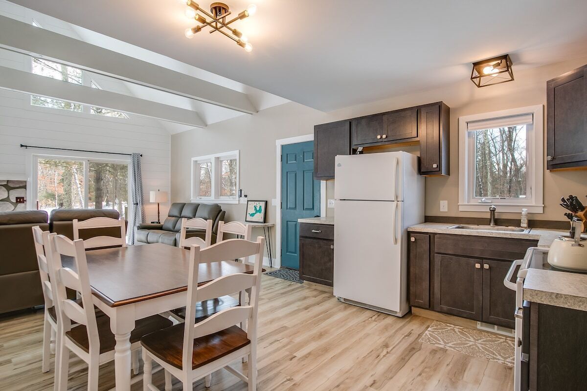 A-Frame Cabin, Lake Access with Game Room and ATV Trail Access