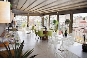 Desayuno continental incluido todos los días