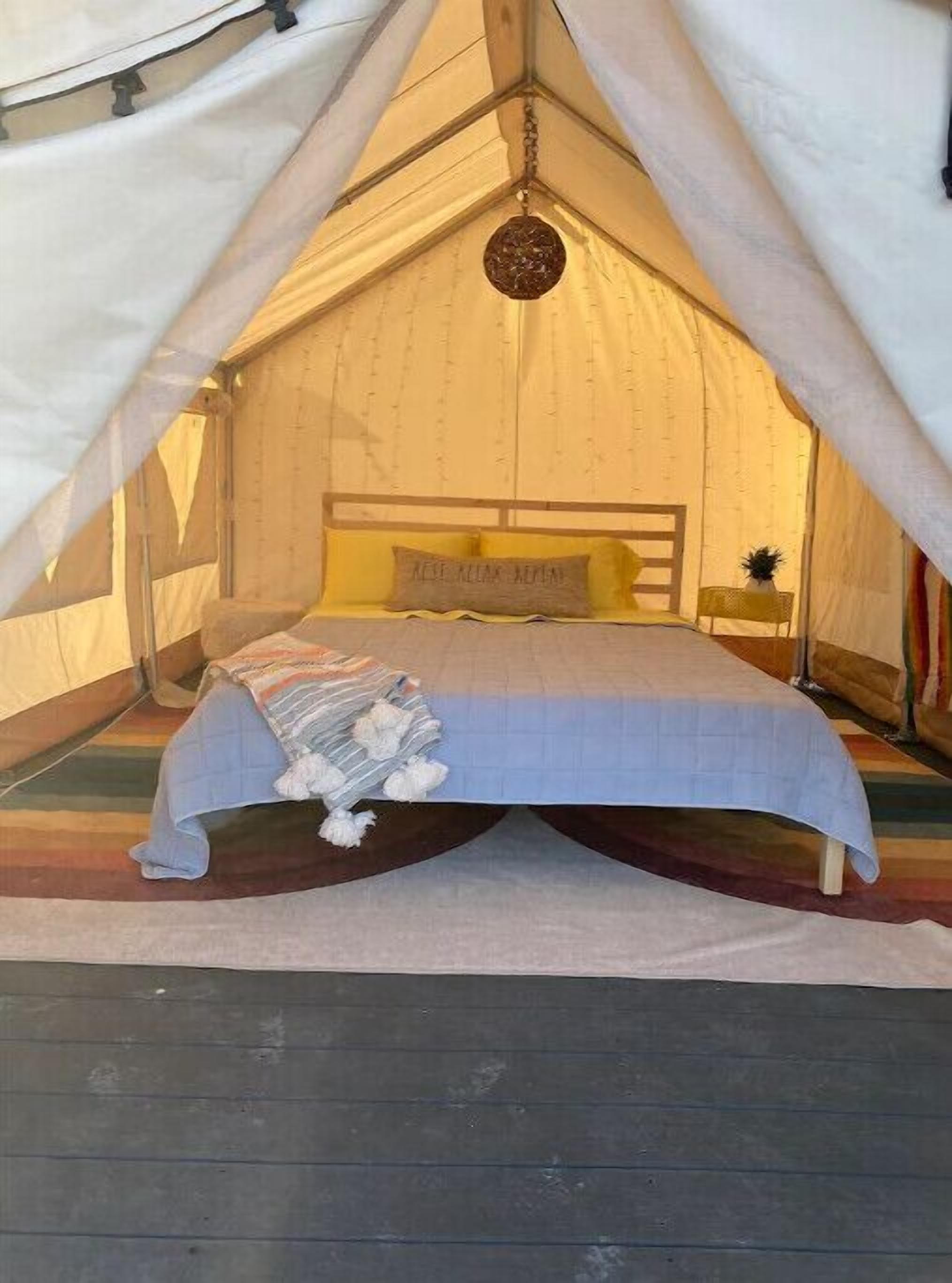 The Joie-Starlite Glampground