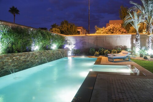 Luxury Villa Taj Sofia & Spa