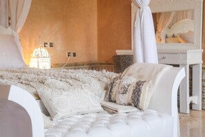 6 多间卧室、旅行婴儿床、WiFi、床单