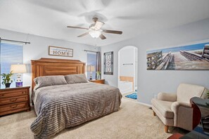 3 habitaciones, escritorio, tabla de planchar con plancha y wifi gratis 
