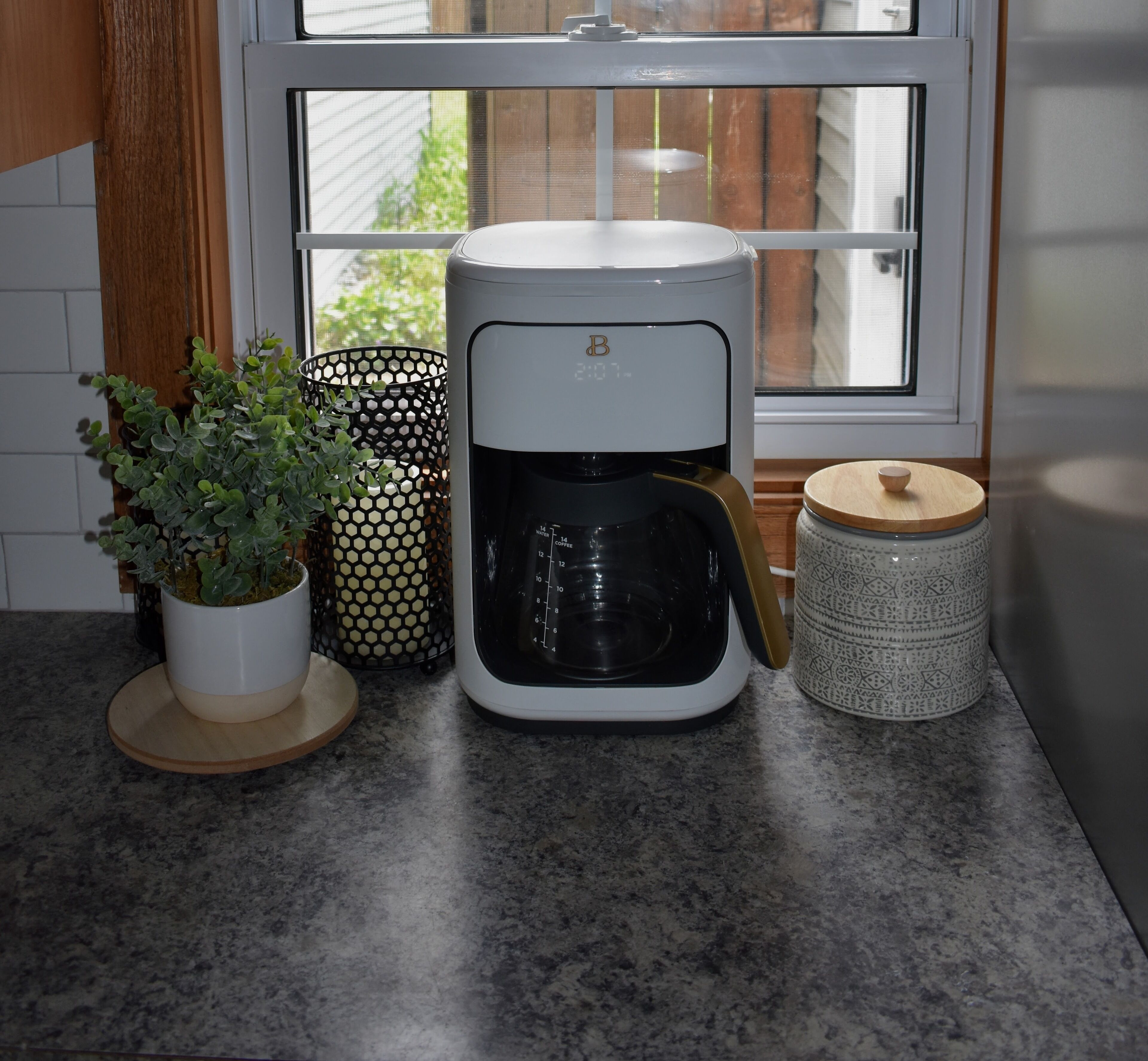 Cute Cottage Steps from the shores of Torch Lake-- the perfect family getaway