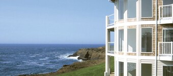 Depoe Bay 1 BR Condo - Whale Watching