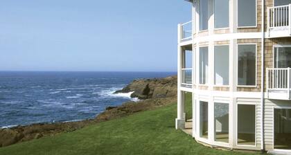 Depoe Bay 1 BR Condo - Whale Watching