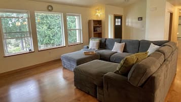 Smart TV, video games, DVD player, books