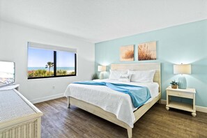 2 habitaciones, tabla de planchar con plancha y cuna de viaje 