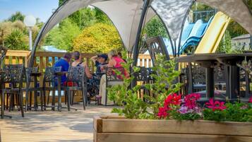Terassi/patio