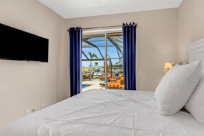 3 chambres, fer et planche à repasser, Wi-Fi, draps fournis