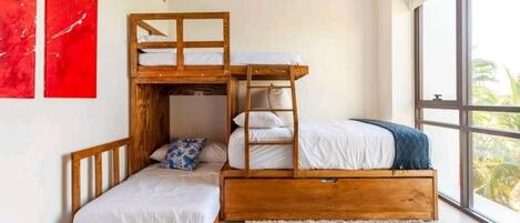 2 bedrooms, WiFi, bed sheets