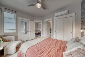 1 habitación, tabla de planchar con plancha, internet y ropa de cama