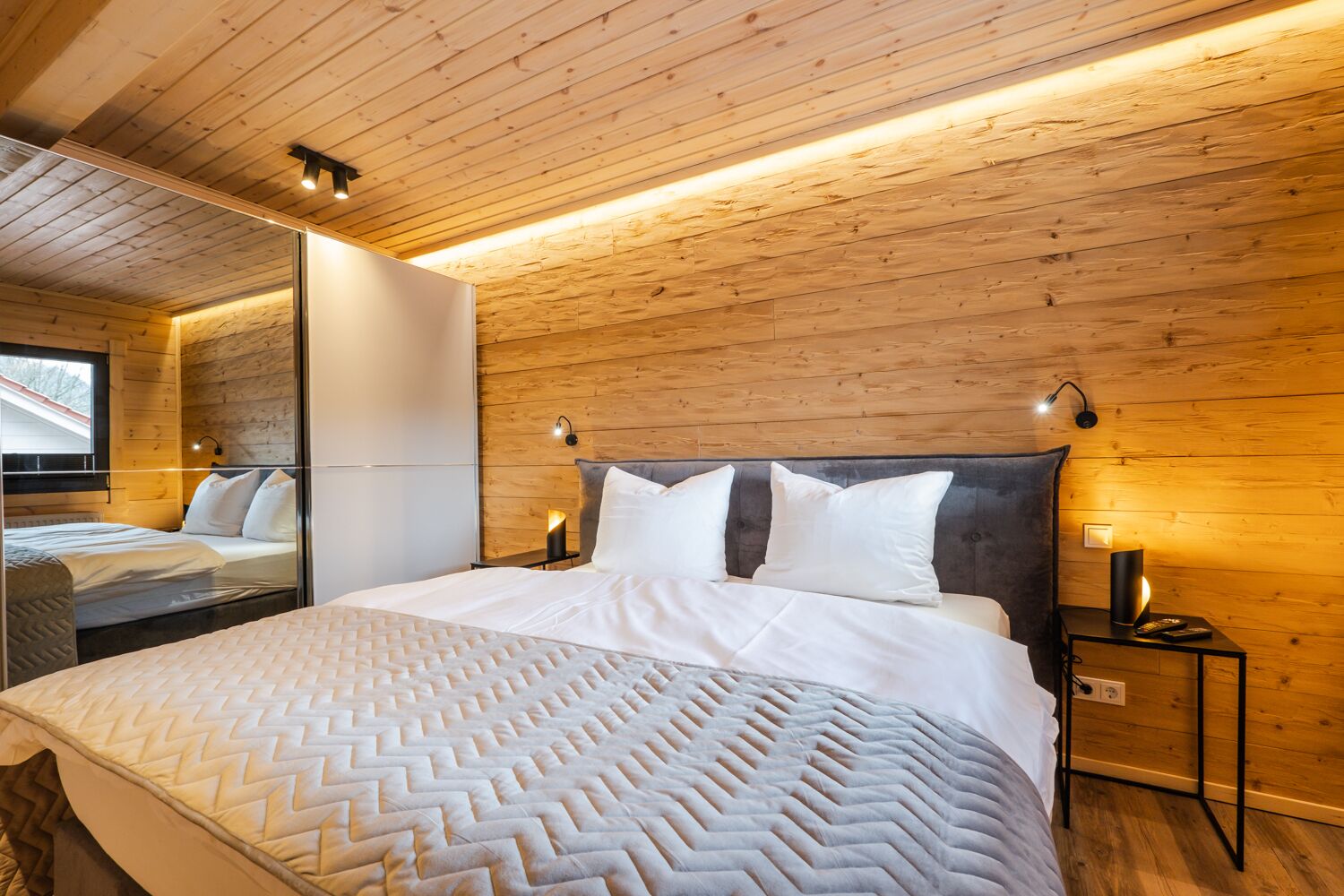 House | 2 bedrooms, Egyptian cotton sheets, premium bedding, in-room safe