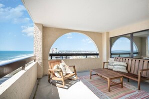 Terrace/patio - Phenomenal Beachfront Penthouse (Myrtle Beach)
