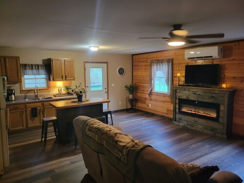 House by the creek, in the middle of Wayne national forest
