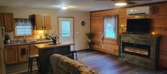 House by the creek, in the middle of Wayne national forest