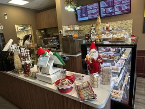 Coffee shop - Ocean Reserve (Sunny Isles Beach)