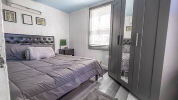 Standard Apartment | 2 bedrooms, individually decorated, individually furnished