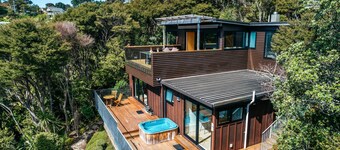 Hekerua Heights - Elevated Bay Views