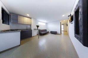 Living area - APARTASUITE PLAZA PREMIUM (Bogotá)
