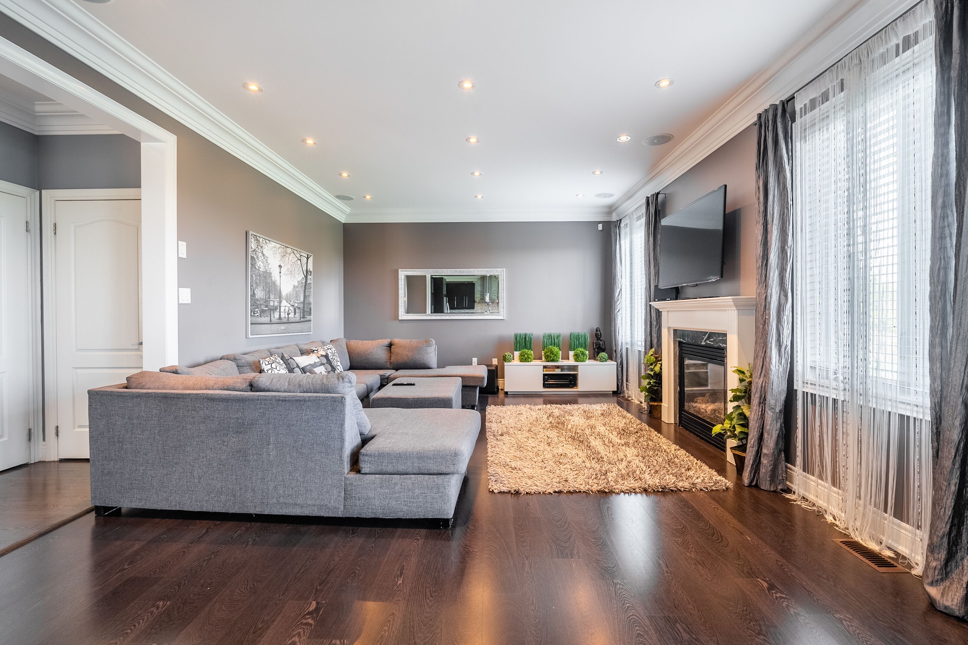 Gorgeous Family Home with a Huge Backyard facing a Pond