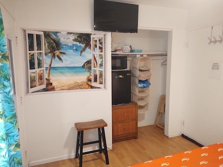 1 bedroom, free WiFi, bed sheets. "Puna Gecko" with Queen Bed & Private Bath