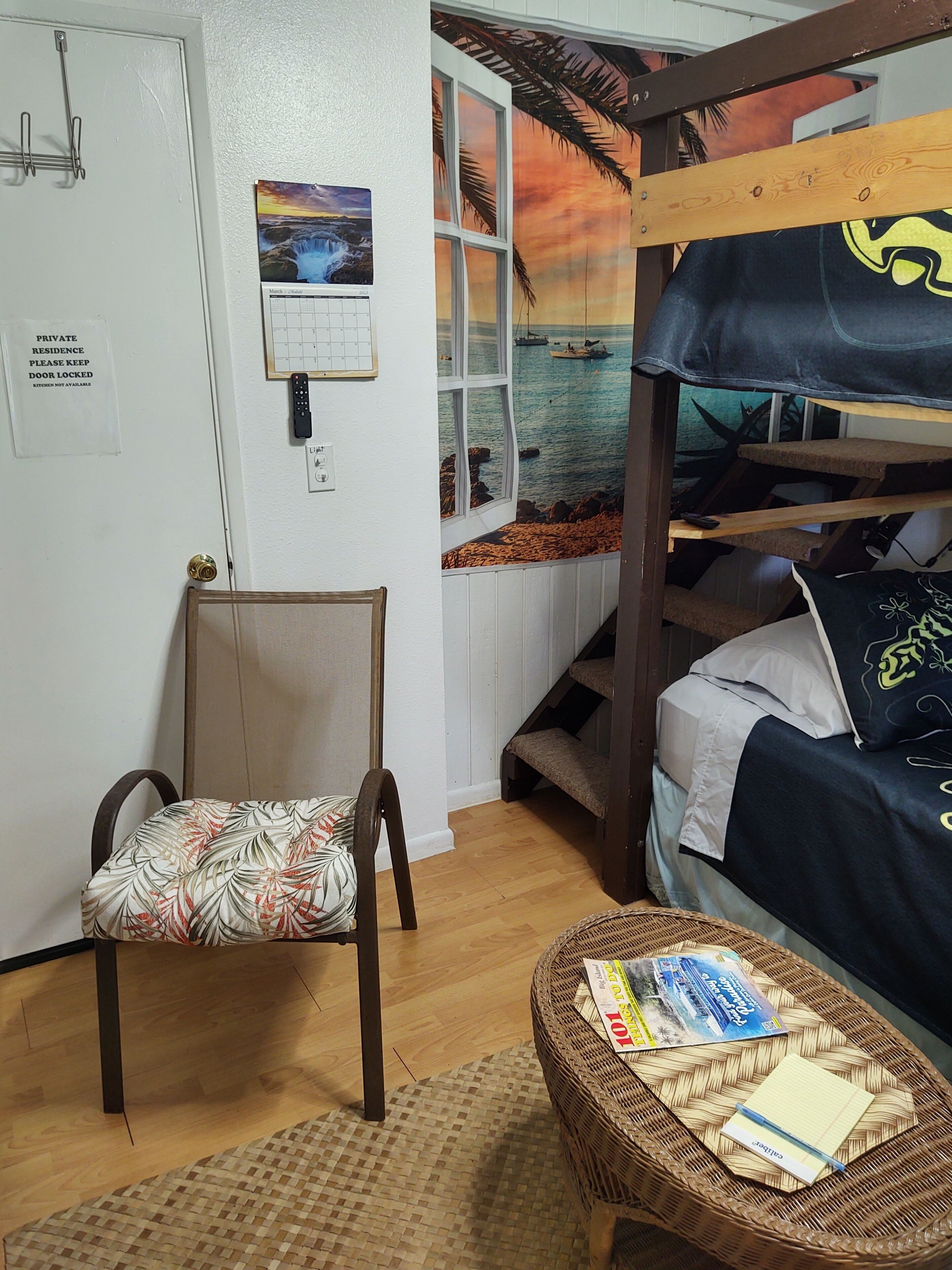 "Puna Gecko"  Quiet, Clean with Adult Bunk Beds