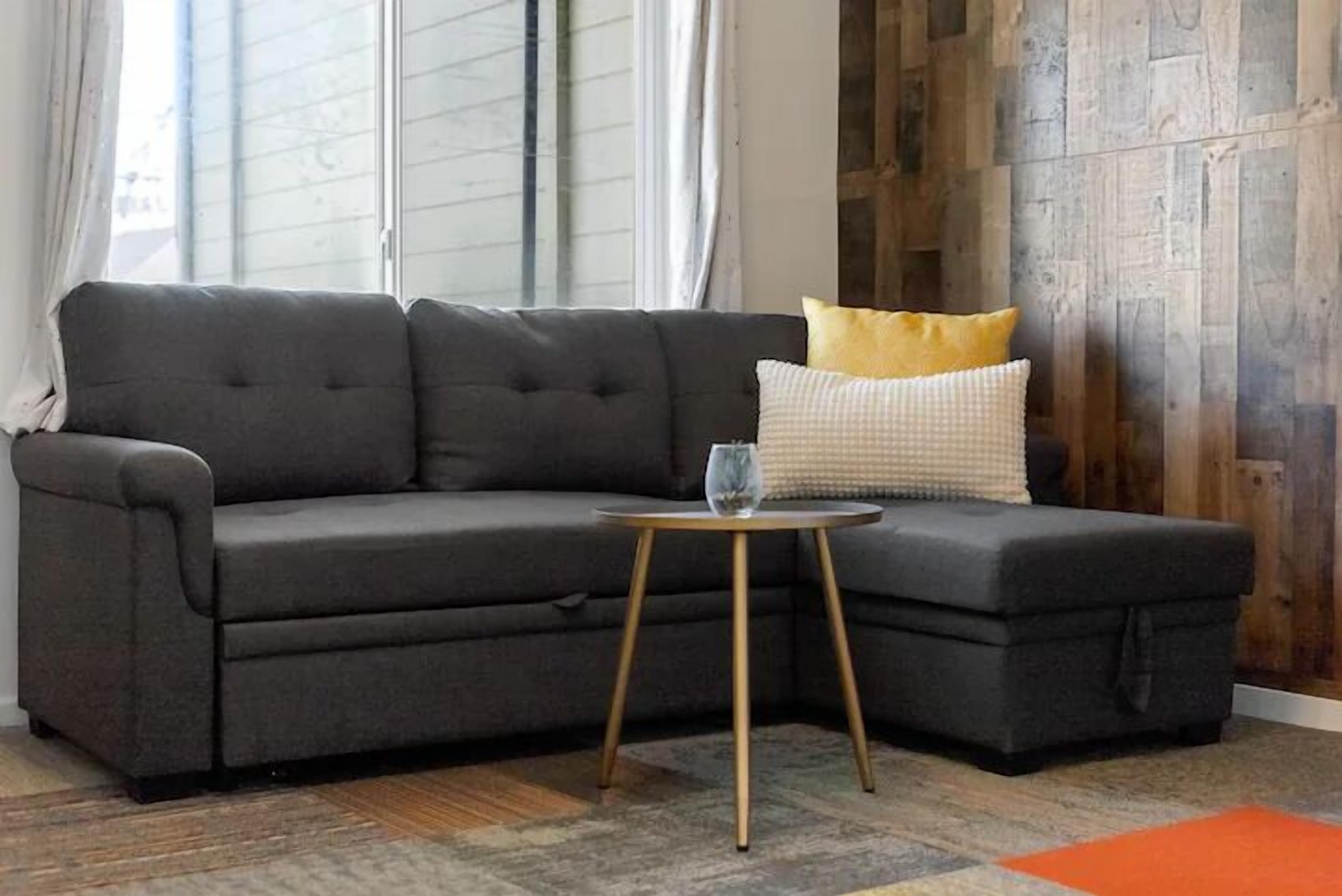 Stylish Green n Gold 2BR 1Bath Apartment