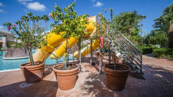 Innenpool, Außenpool