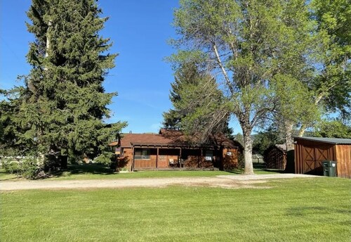 Camas Creek Cabin