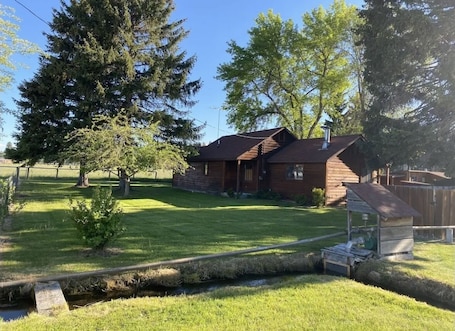 Exterior. Camas Creek Cabin