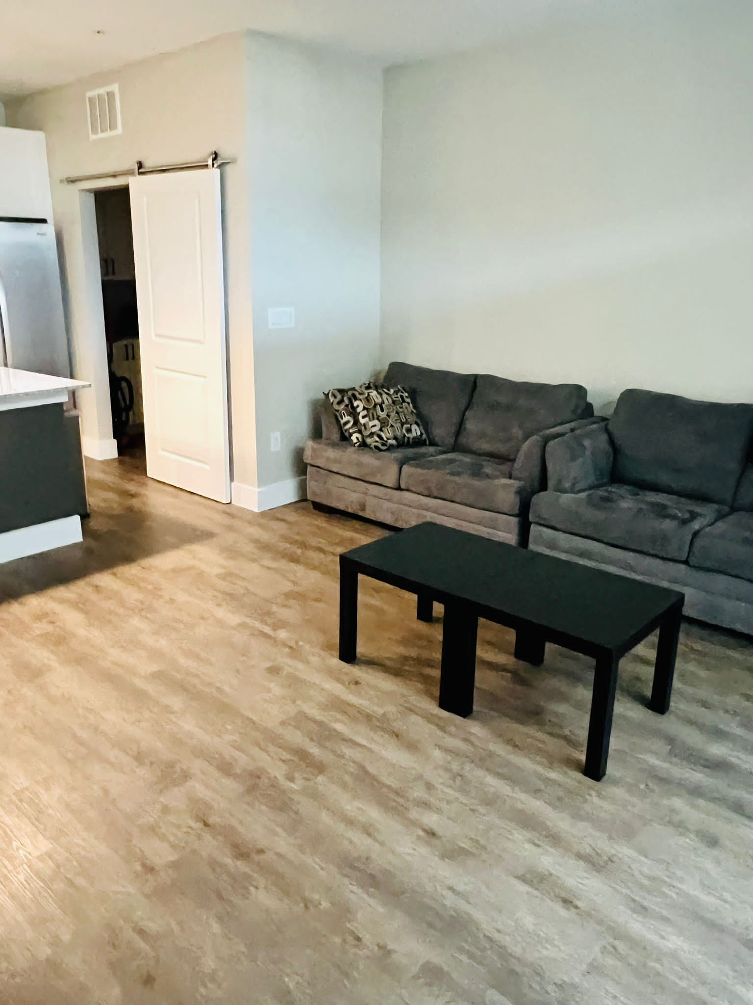 Quiet and peaceful chamber away from home