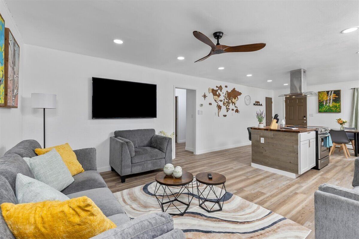 Eternal Leaves - Elegant & Relaxing UMED Home