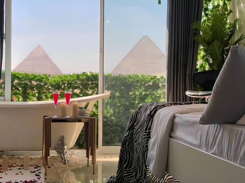 Pharaoh pyramids view 