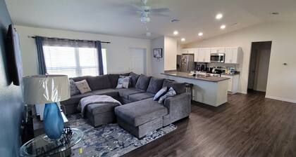 Cozy crib to unwind and relax with the family