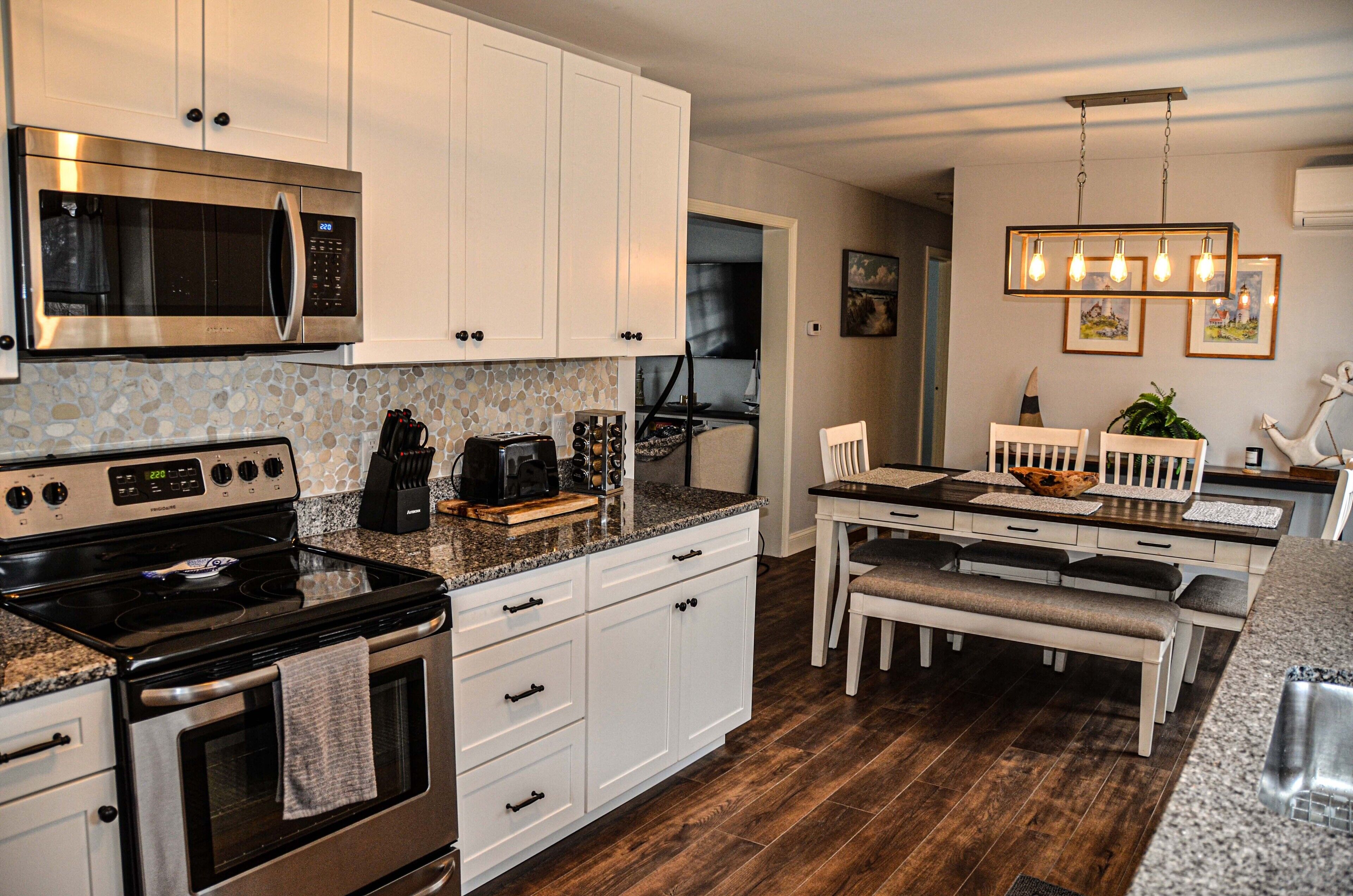 Cozy Mystic Home - Near Downtown Mystic & Casinos