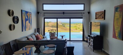 Amazing Views At Pristine Bay