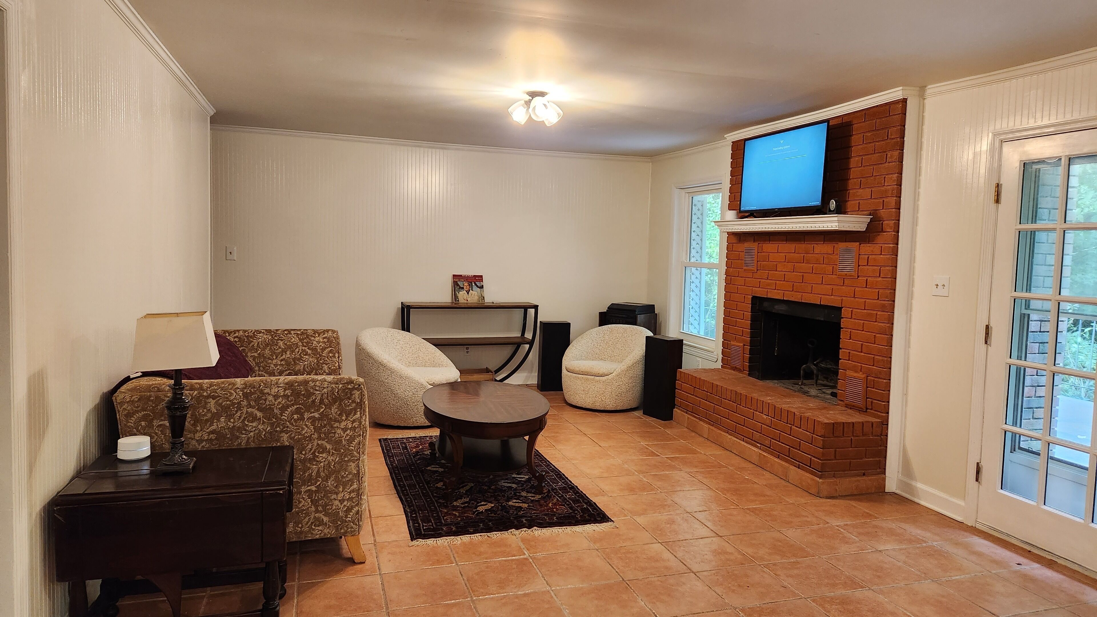 Single level Smoky Mountain Getaway! Kid AND Grandparent friendly.