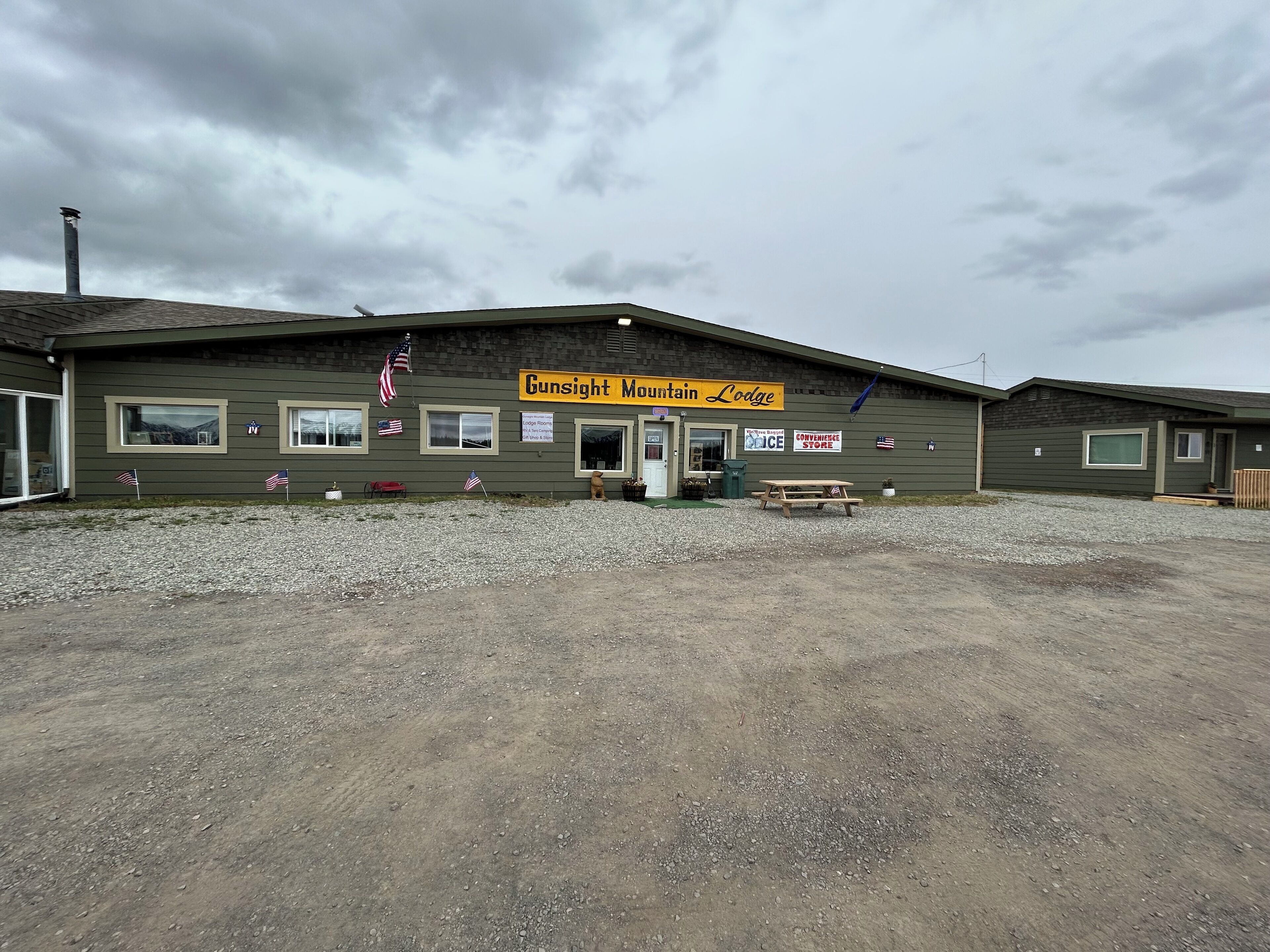 Gunsight Mountain Lodge