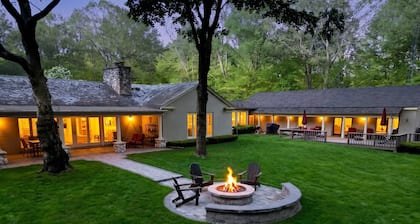 Audubon Acres l pool table & outdoor dining