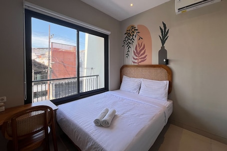 Deluxe Room | Free WiFi, bed sheets