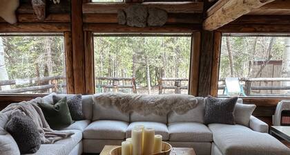 Charming Mountain Cabin by Stream with Large Deck, 35 minutes from Park City.