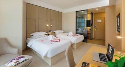 Cloud Anna Hotel