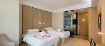 Cloud Anna Hotel