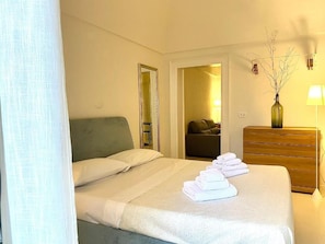 1 bedroom, iron/ironing board, free WiFi, bed sheets - Luxury (Monopoli)