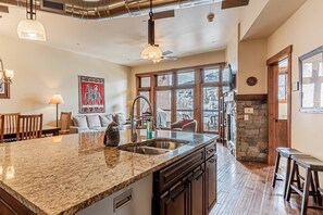 Unclassified image, 3 of 49, button