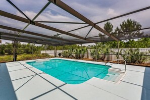 Unclassified image, 2 of 47, button