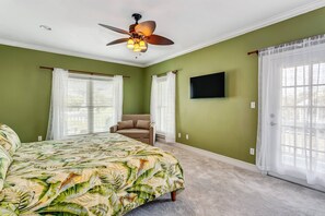 4 bedrooms, iron/ironing board, free WiFi, bed sheets